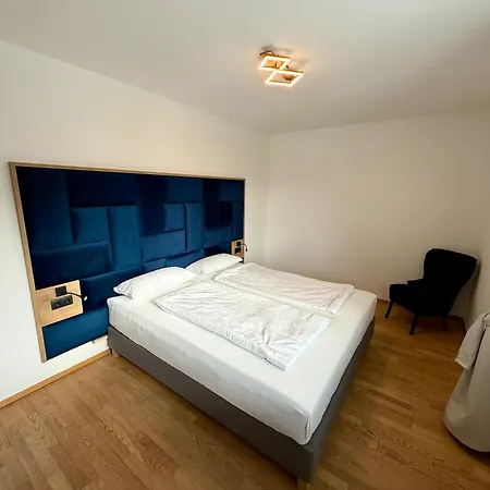 Alpnova Homes - 3 *
