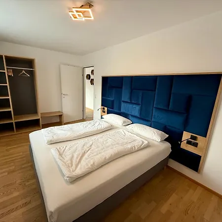 Alpnova Homes - 3 Appartement